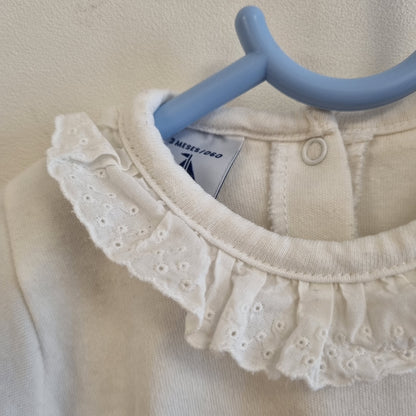Hvit body med blondekrage - 62