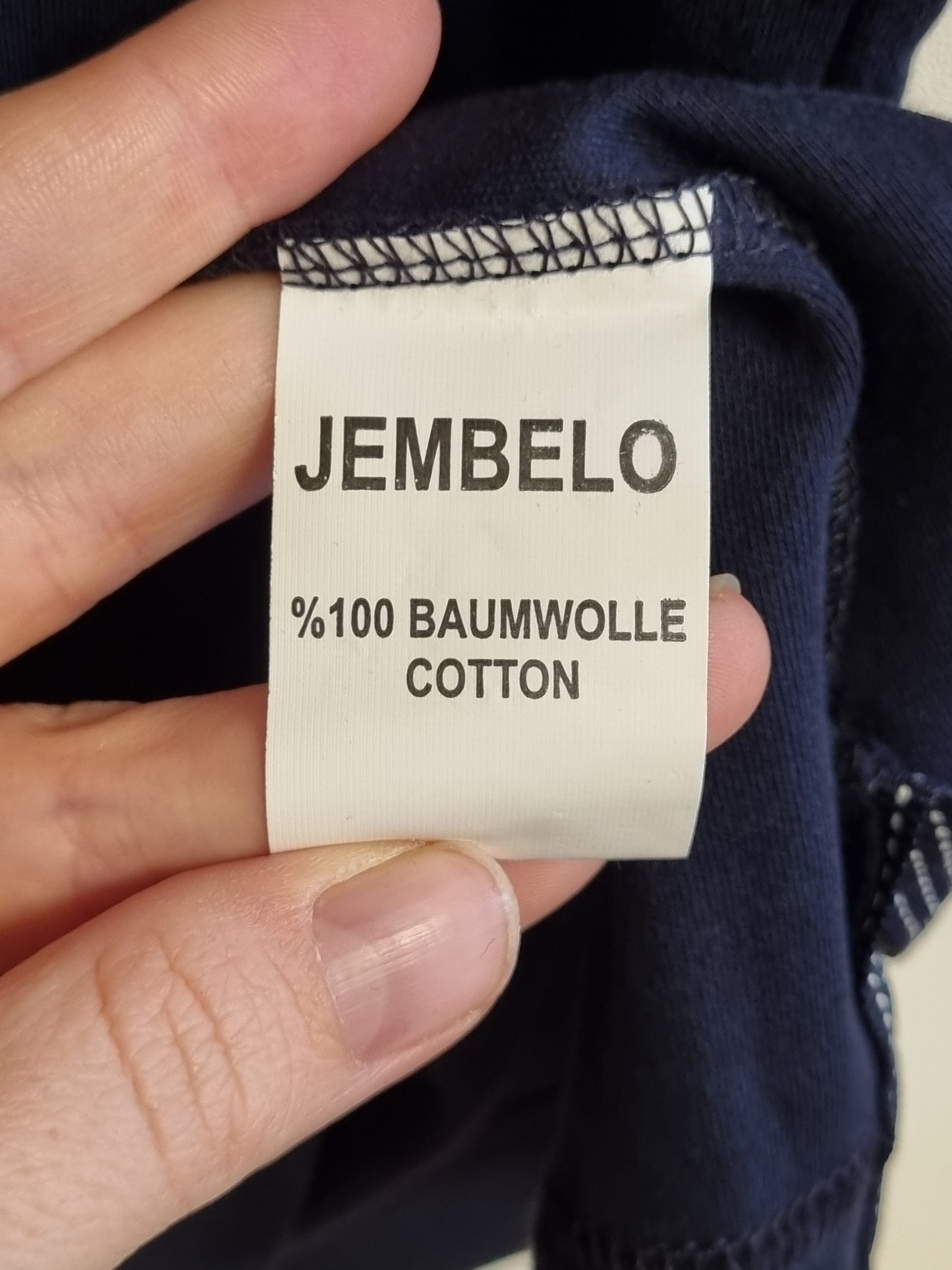 Mørkeblå pikéskjorte med broderi - L