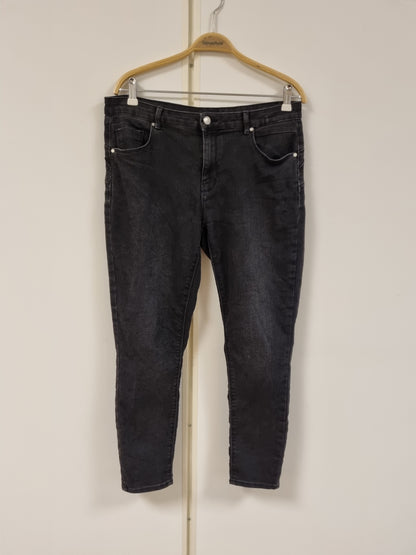Svart skinny jeans - 33/32
