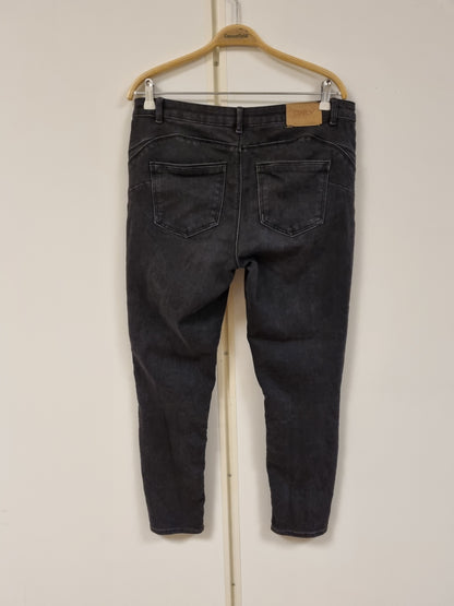 Svart skinny jeans - 33/32