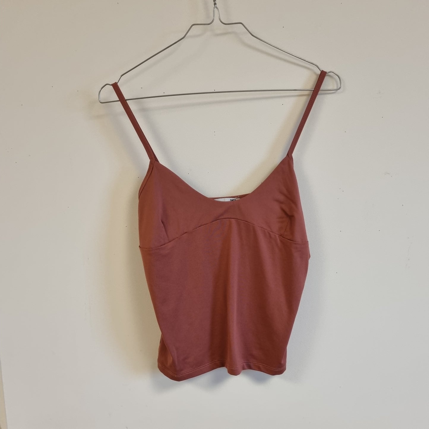 Terrakottafarget singlet med V-hals - M