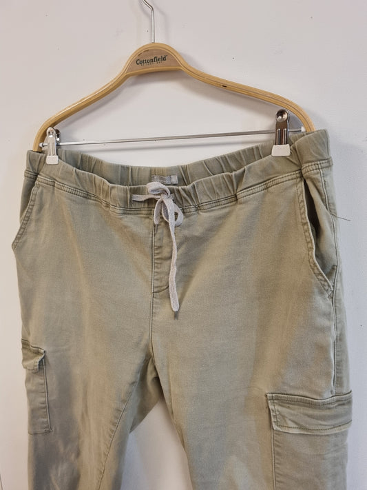 Lys beige cargobukse - XXL