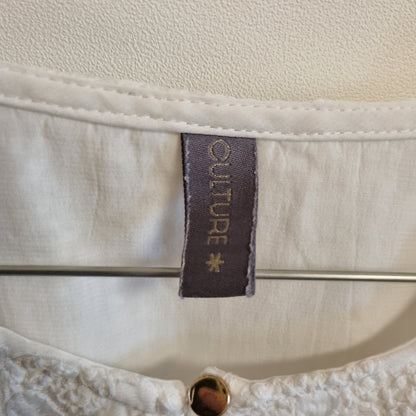 Hvit tunikabluse med broderi / Culture - M