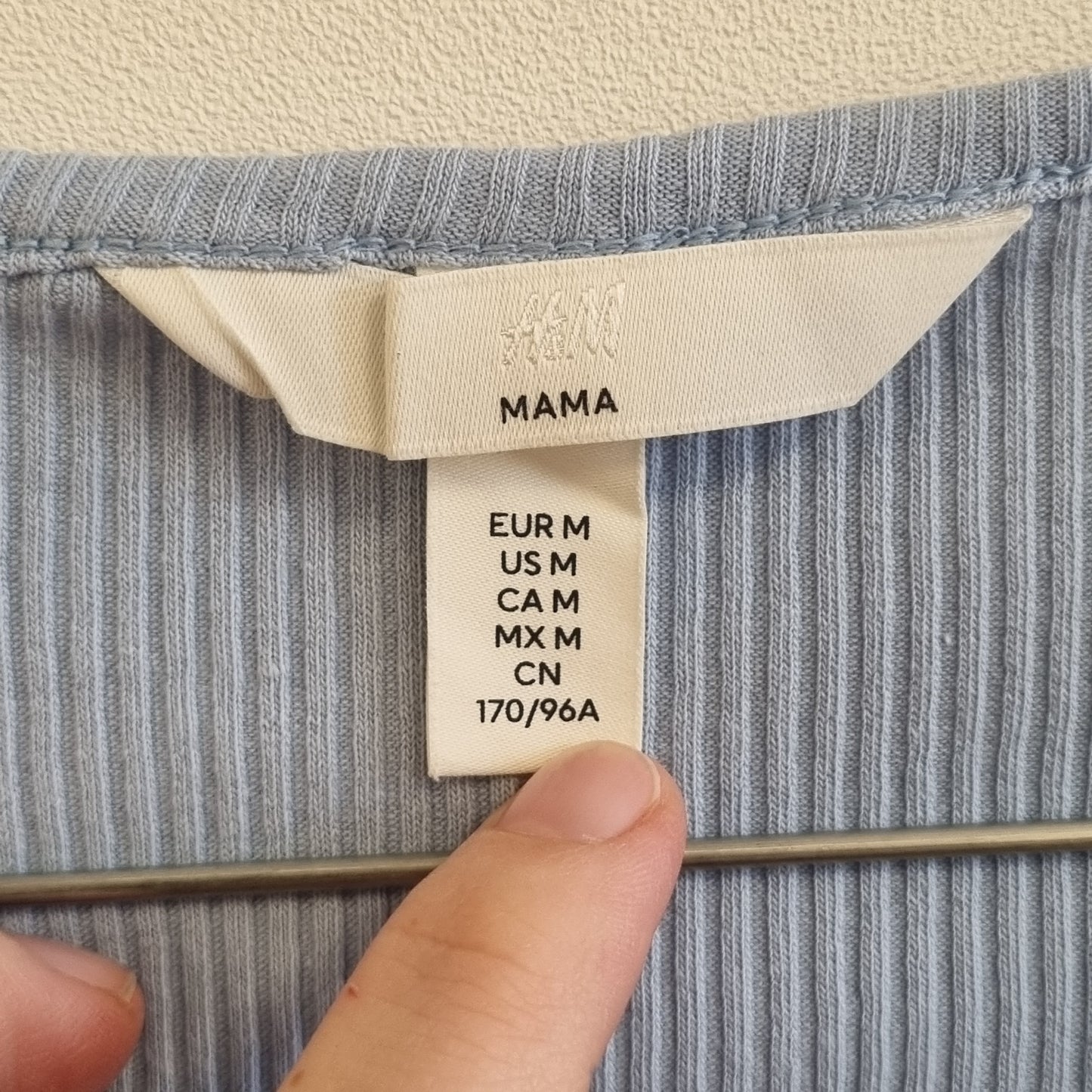 Lys blå ammetopp / H&M Mama – M