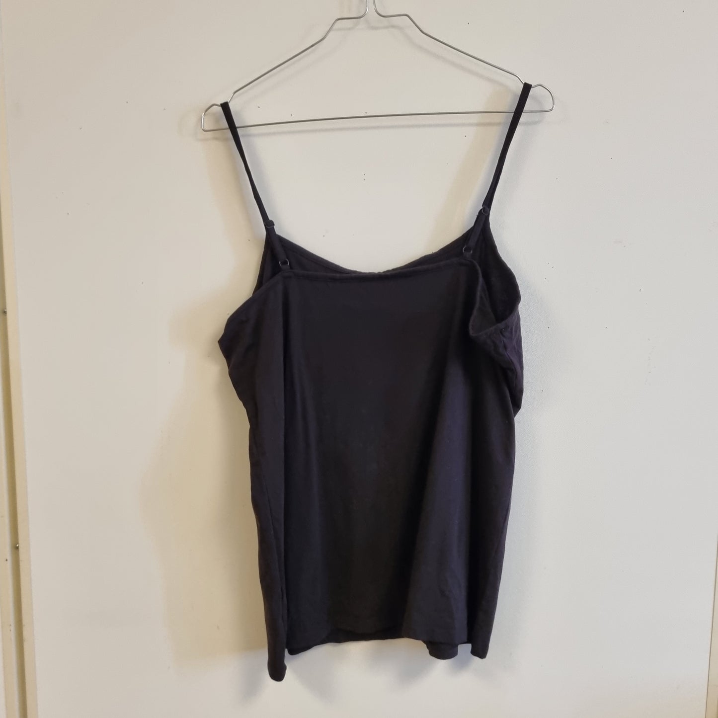 Svart singlet / XLNT – XL