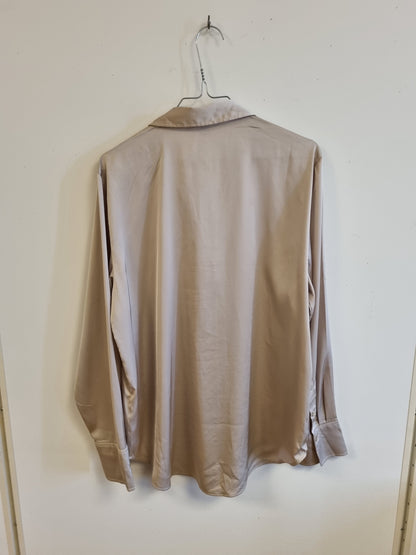 Champagnefarget pysjamasskjorte – M
