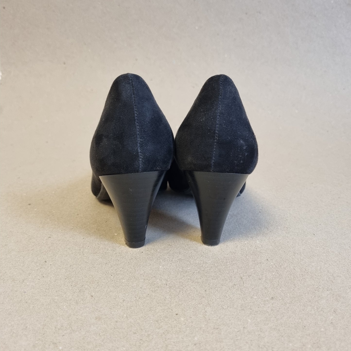 Svarte pumps i velur - 37