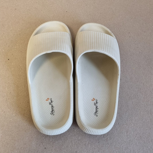 Hvite HappyFlops Original slippers - 38/39