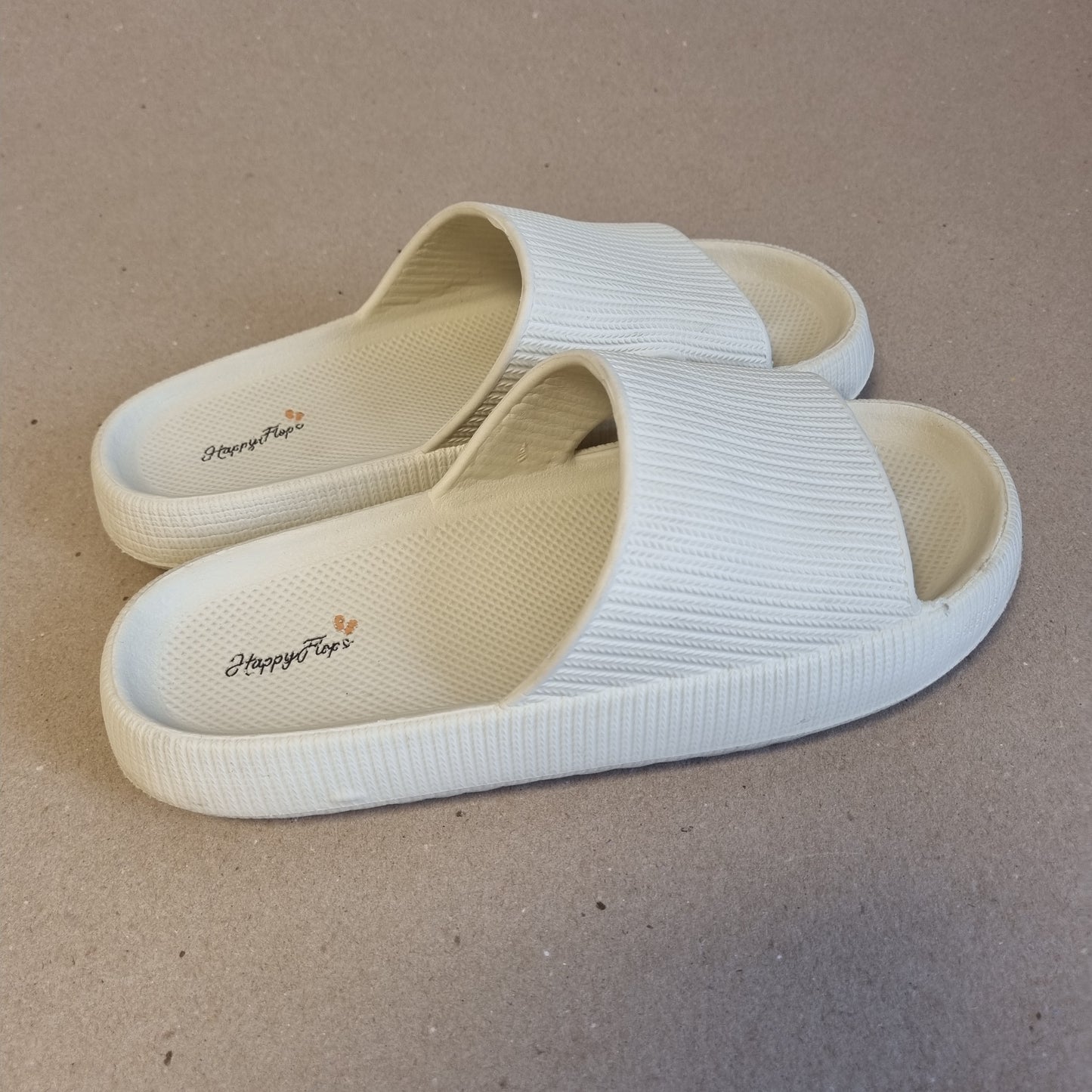 Hvite HappyFlops Original slippers - 38/39