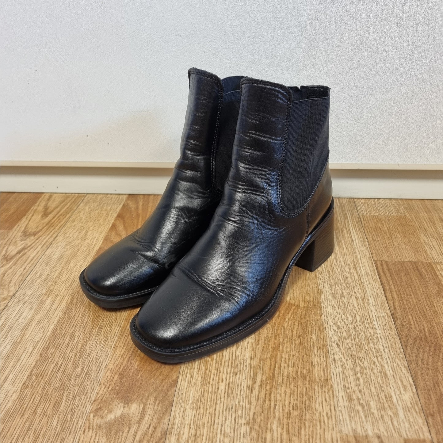 Svarte ankelboots i skinn – 40