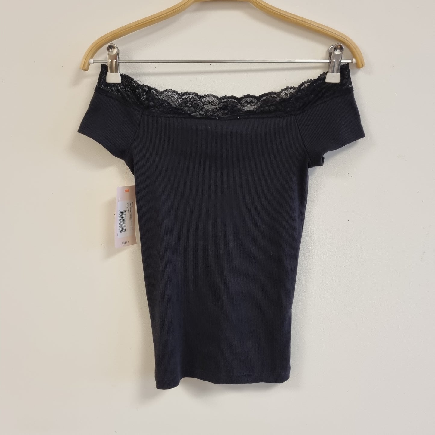 NY! Off shoulder-topp med blonder - S