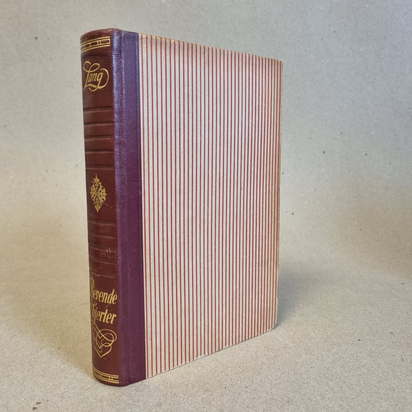 Bevende hjerter – Ingrid Lang