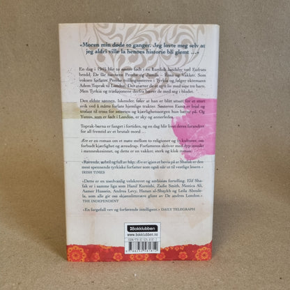 Ære – Elif Shafak