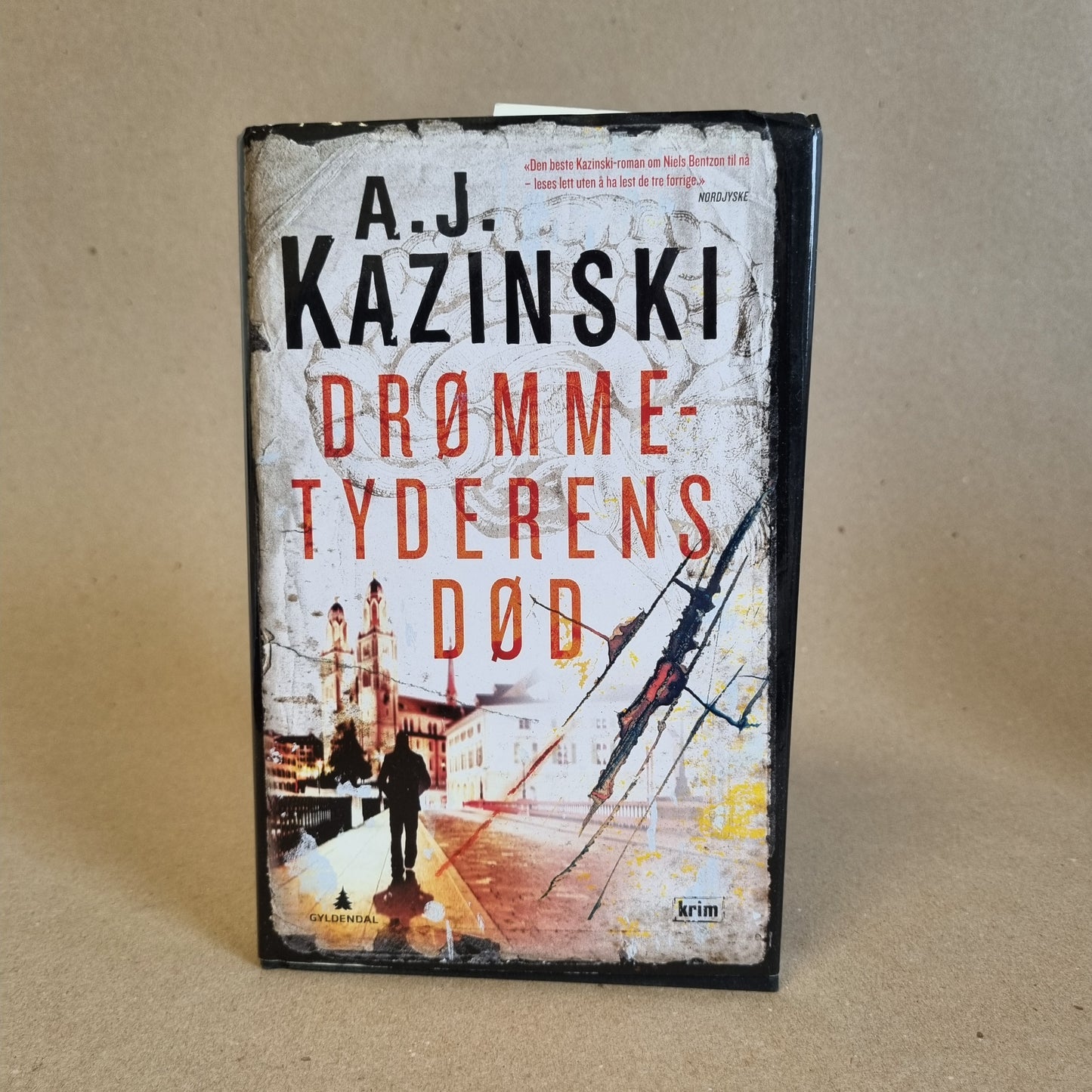 Drømmetyderens død – A.J. Kazinski