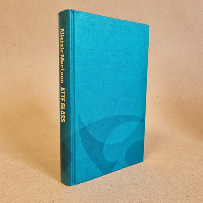 Åtte glass – Alistair MacLean