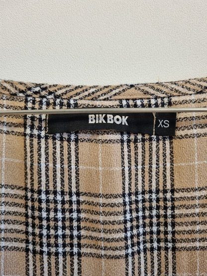 Beige og svart rutete kjole – XS