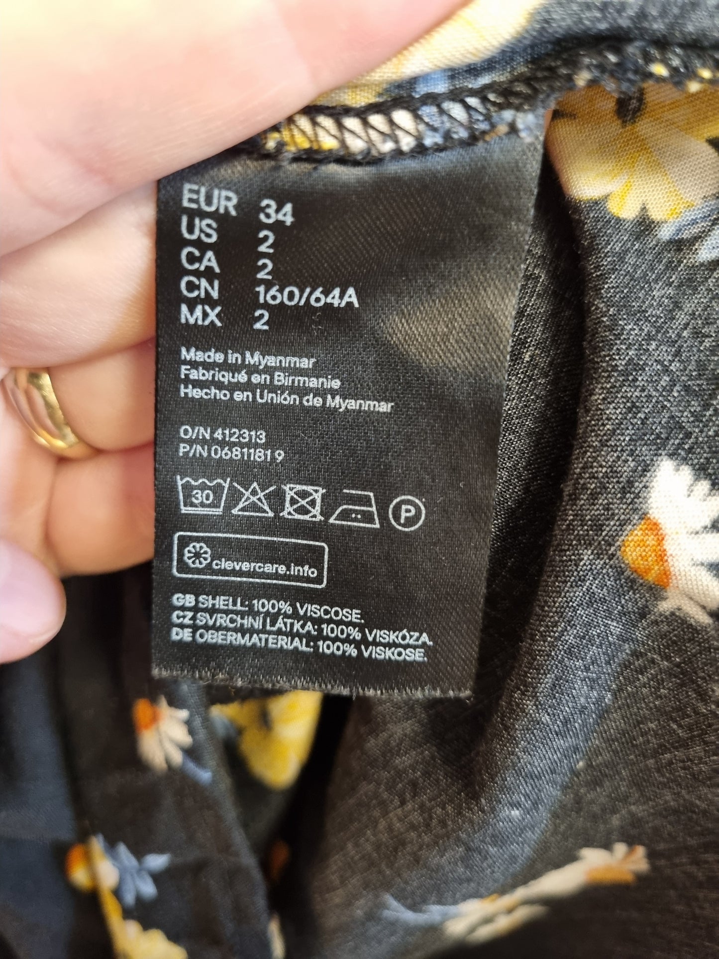 Svart blomstrete romper – 34