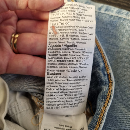 Lyse jeans med rette ben – 32