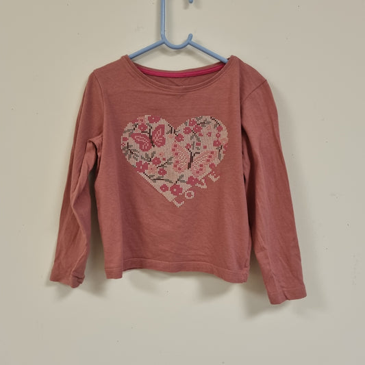 Rosa trøye med hjerte – 116