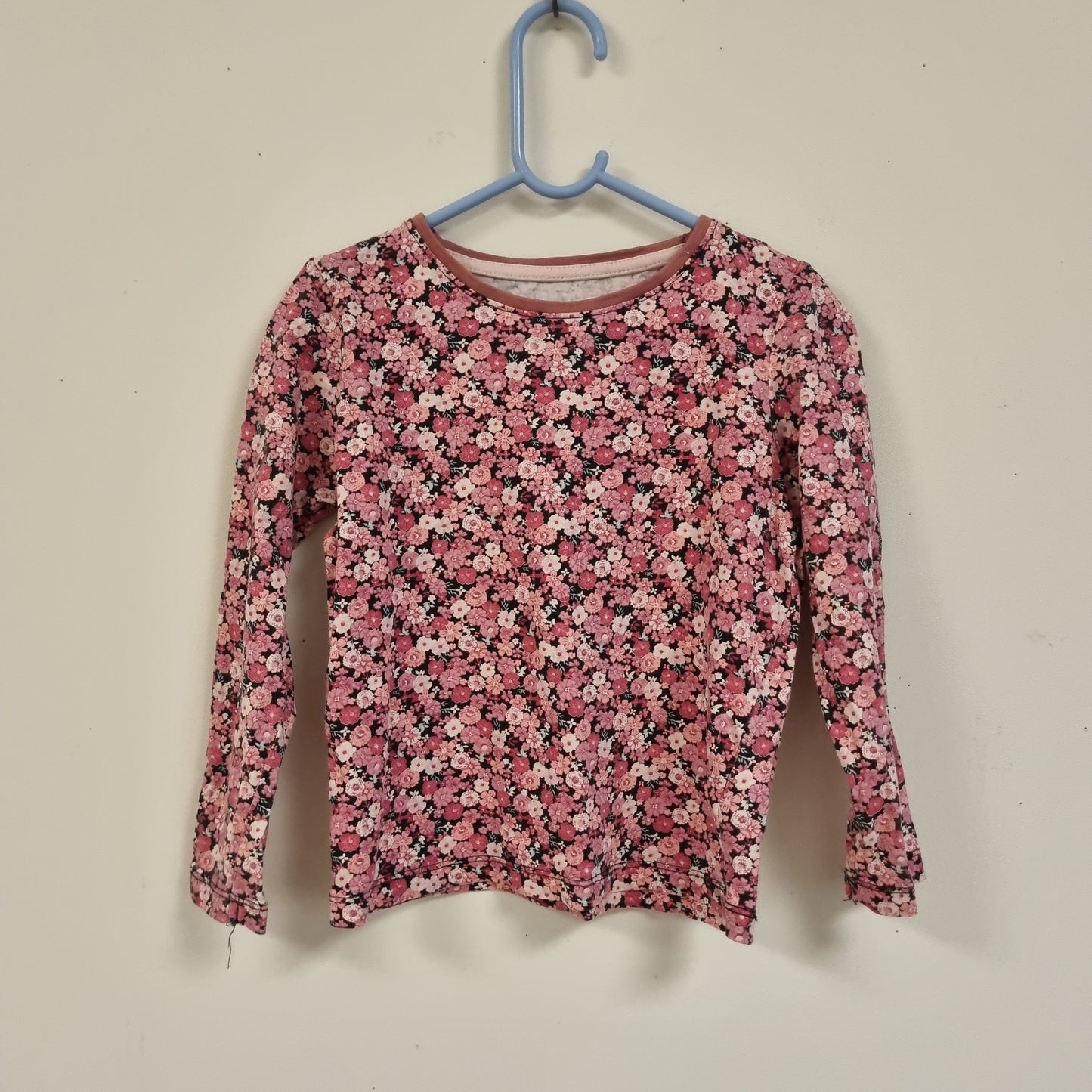 Blomstrete trøye – 116