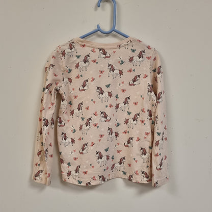 Lys beige trøye med enhjørninger – 116