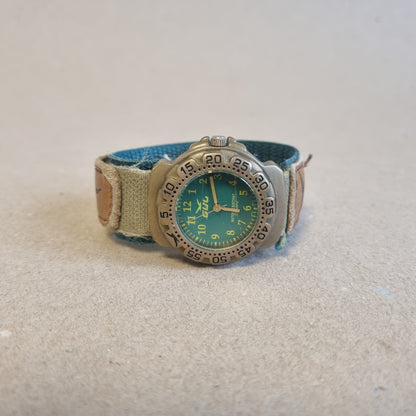 Vintage GUL barneklokke med original reim