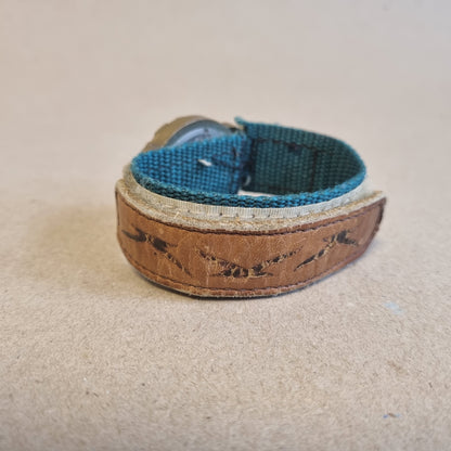 Vintage GUL barneklokke med original reim