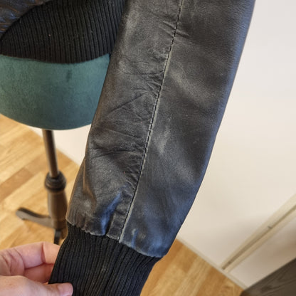 Y2K skinnjakke med fuskepels / 100% ekte skinn – S