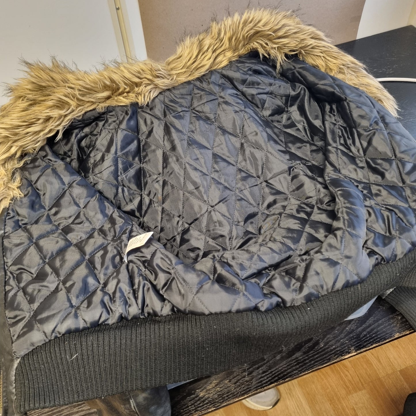 Y2K skinnjakke med fuskepels / 100% ekte skinn – S