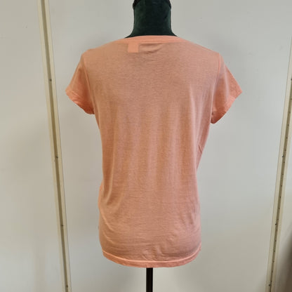 Levi’s T-skjorte med V-splitt / 100% bomull – S
