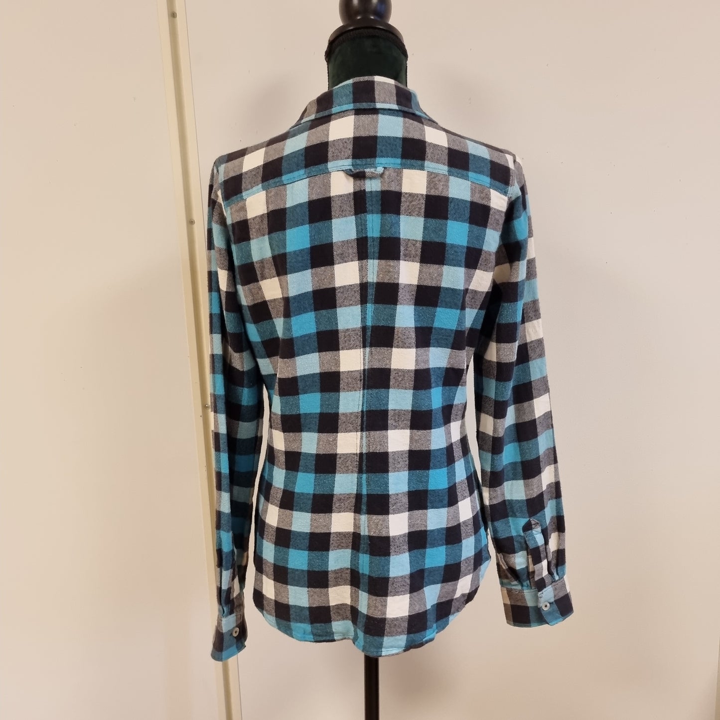 Levi’s rutete flanellskjorte / 100% bomull – M