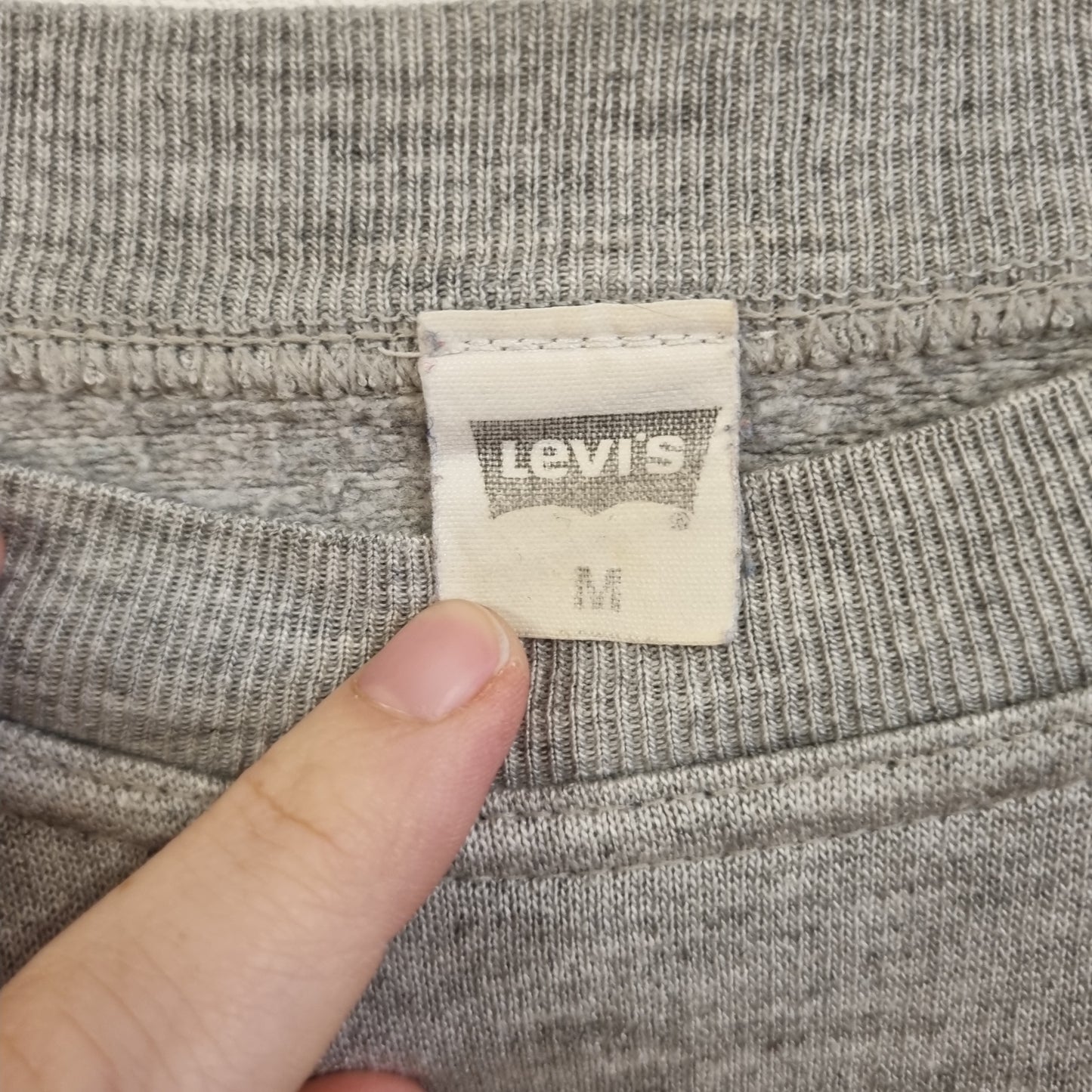 Vintage 90s Levi’s sweatshirt / Made in Italy – M