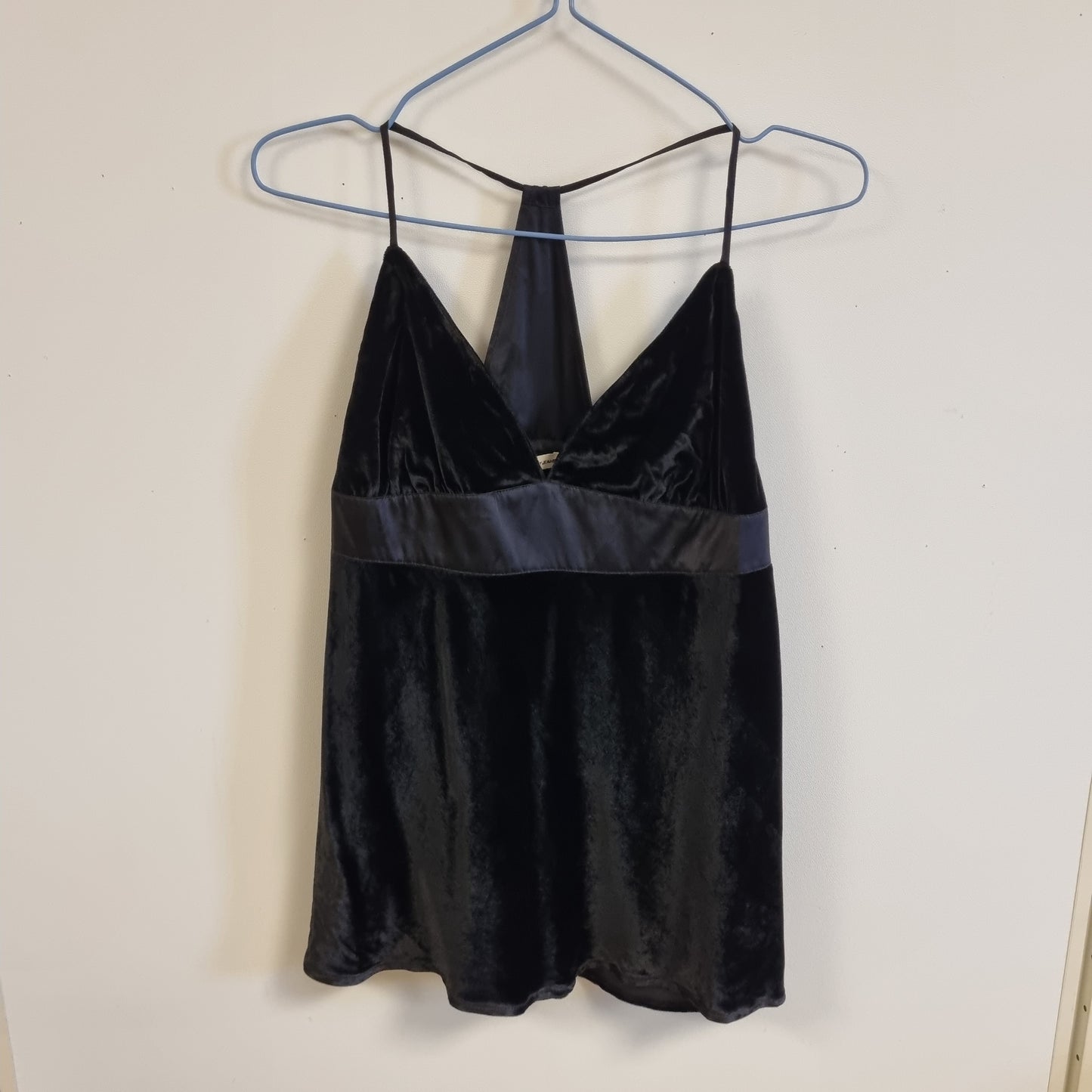 Vintage DKNY Jeans babydoll-topp i fløyel og sateng – XS