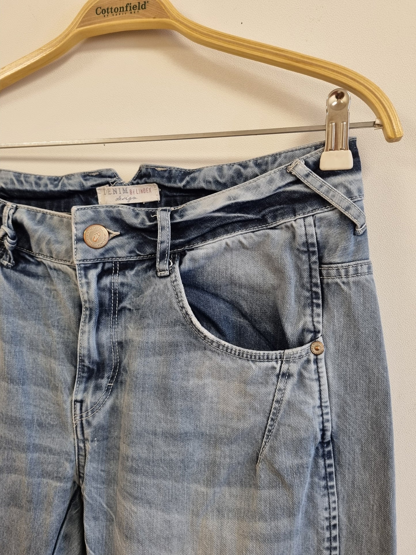 Lyseblå jeans / Relaxed fit - 38