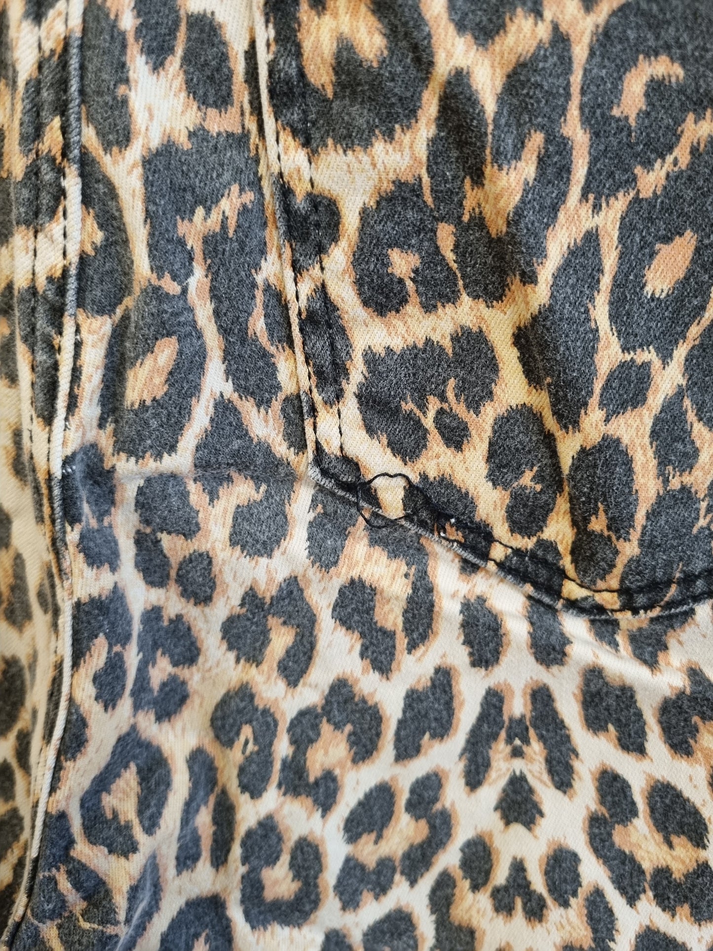 Leopardmønstrede jeans – W30/L32