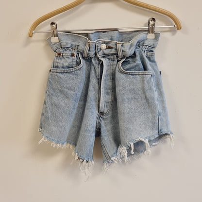 Vintage Levi's 501 Paperbag-shorts / Reworked 90s – M/L