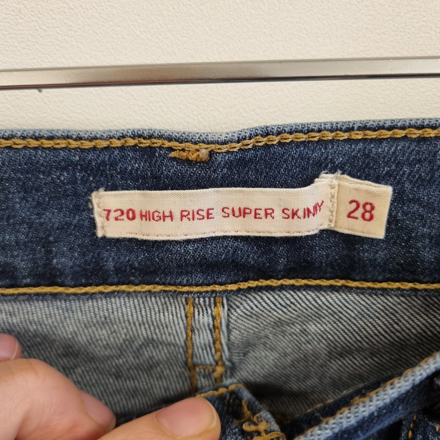 Levi's Premium 720 High Rise Shorts - W28