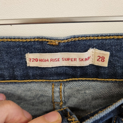 Levi's Premium 720 High Rise Shorts - W28