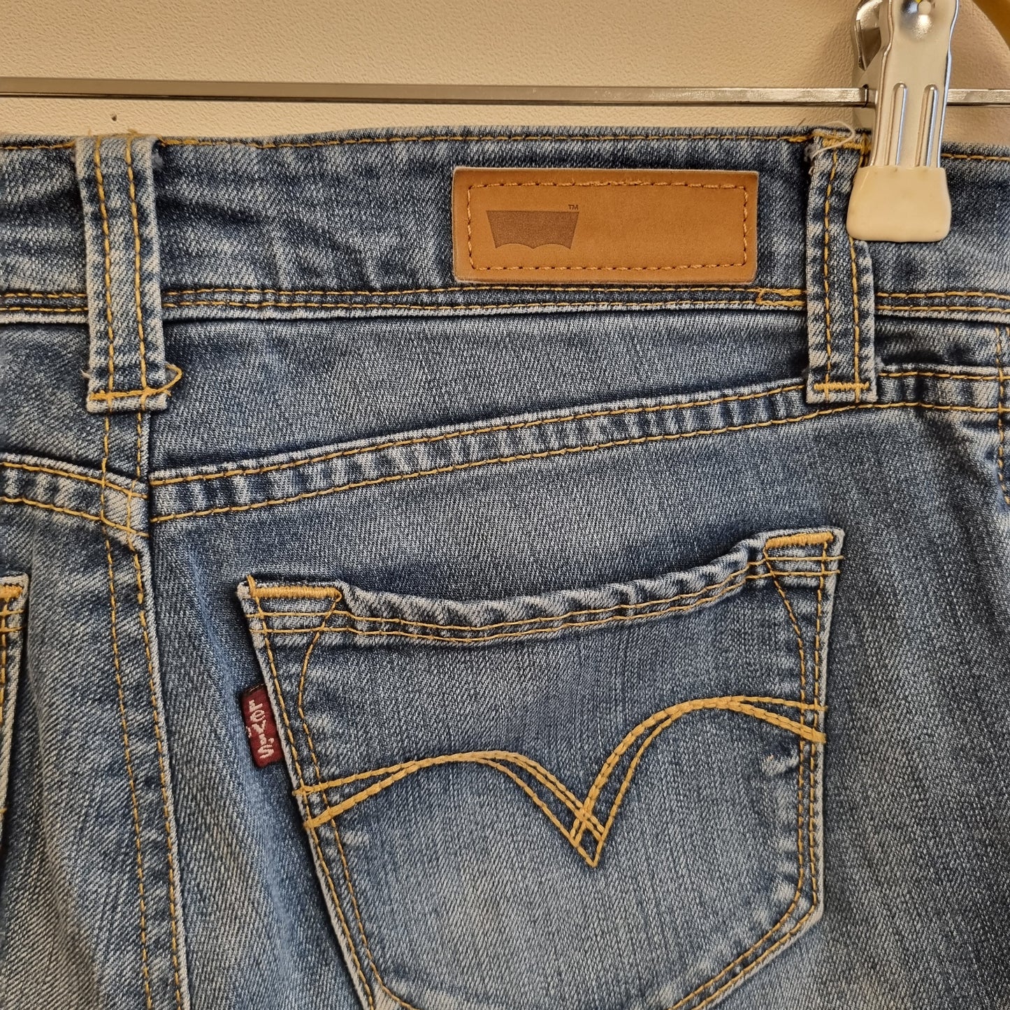 Levi's Demi Curve - W27