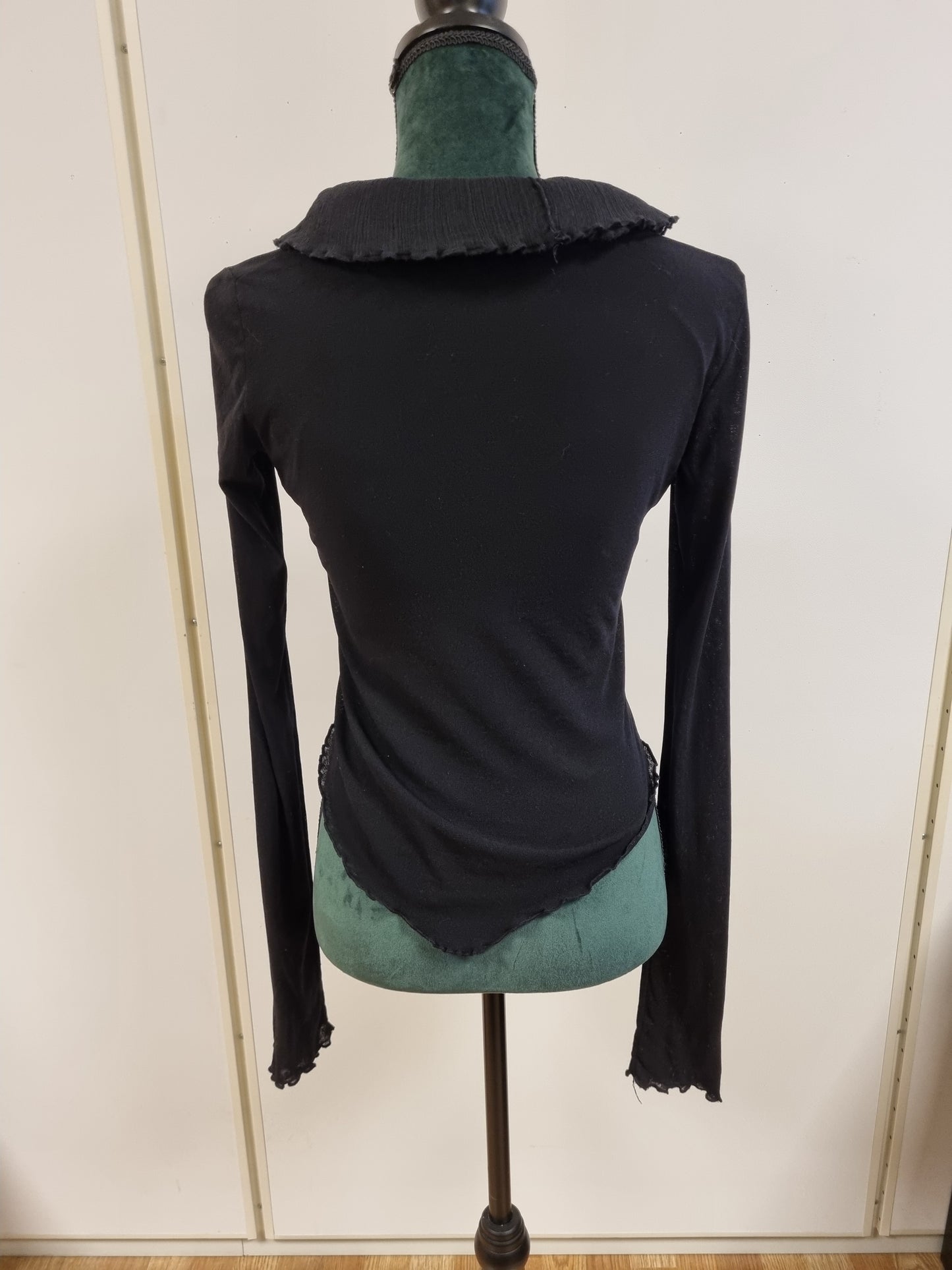 Vintage Y2K volangtopp / Made in Italy – M