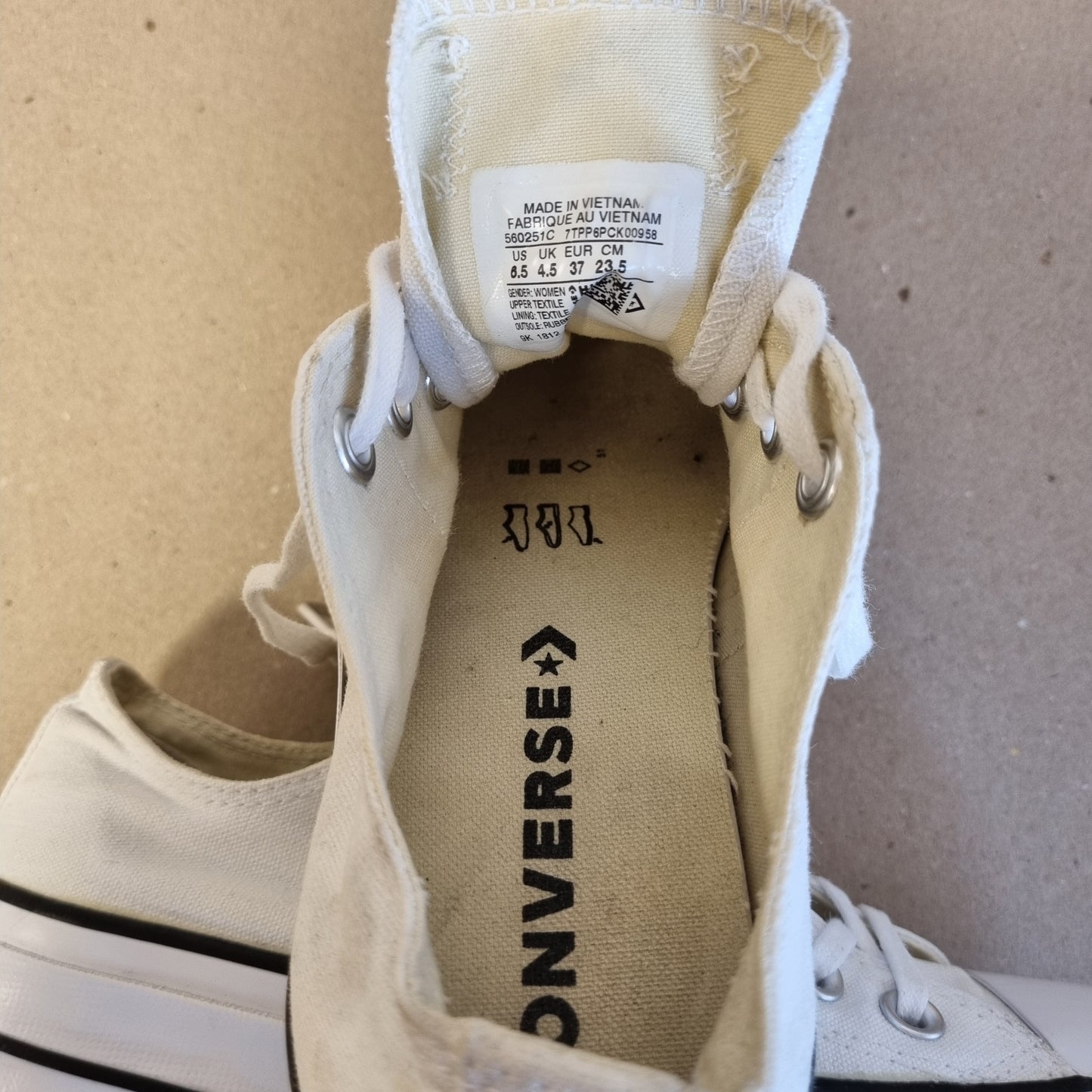 Converse Chuck Taylor All Star Lift Low – 37