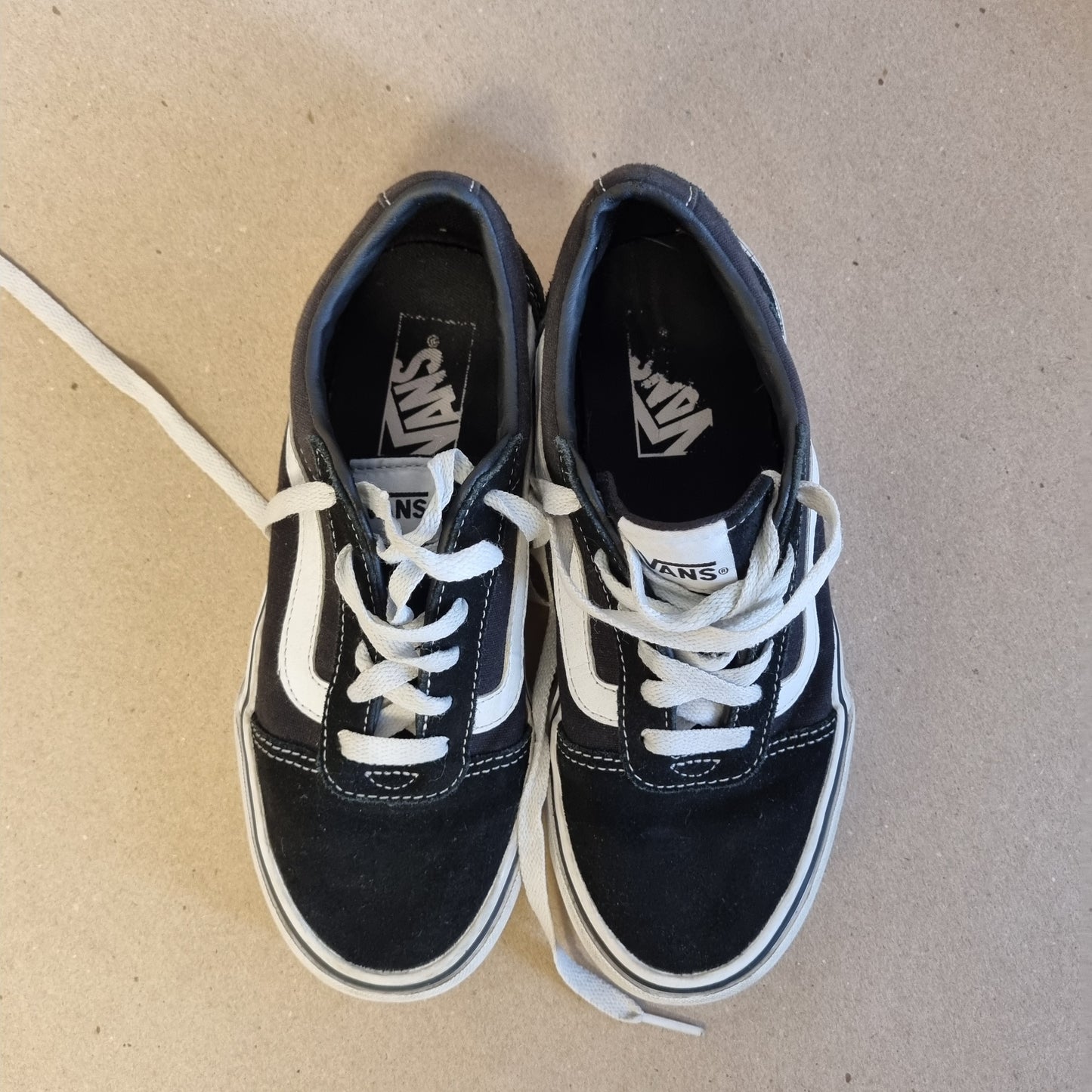 Vans Ward Low Sneakers – 36