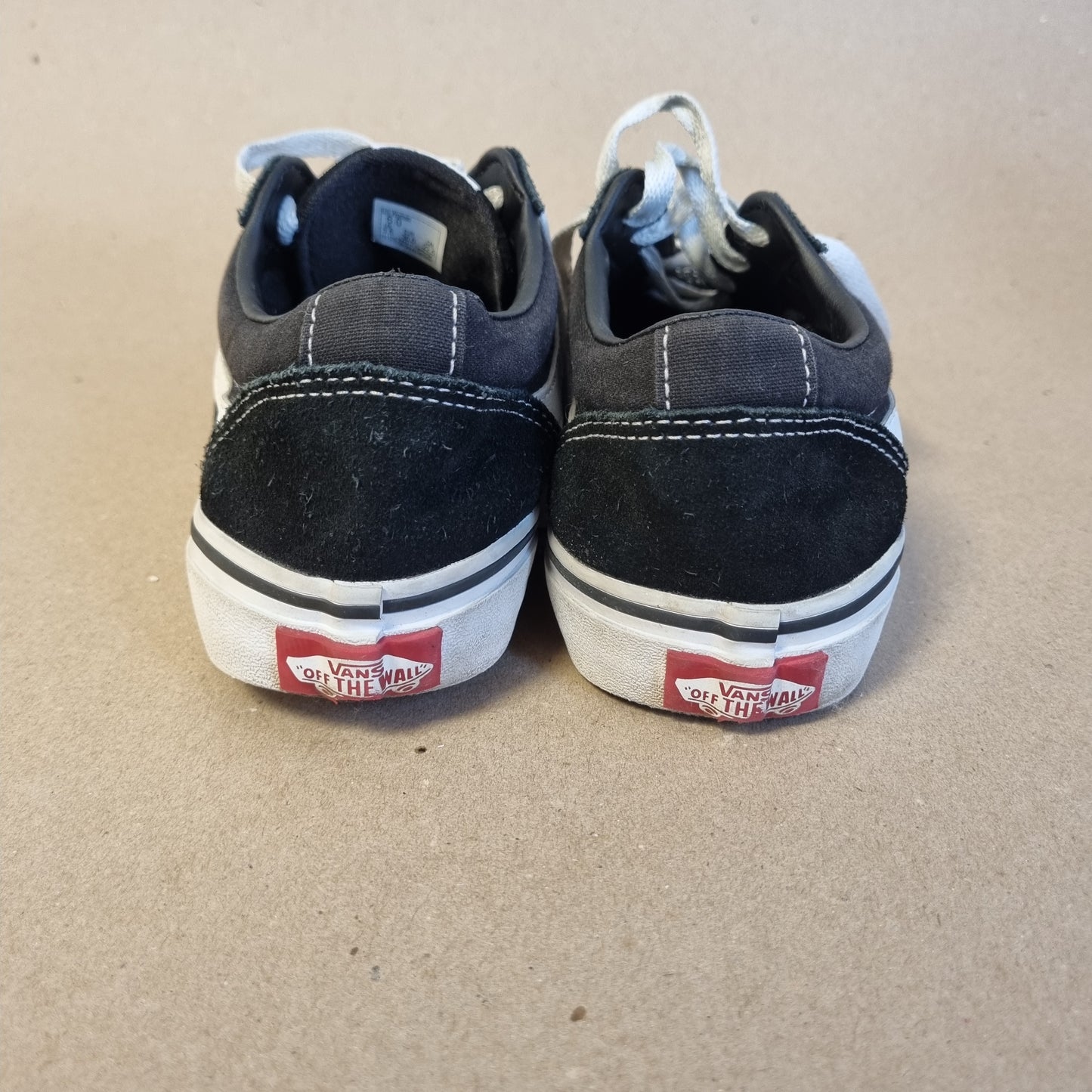 Vans Ward Low Sneakers – 36