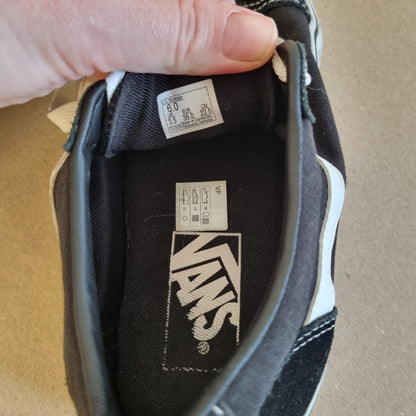 Vans Ward Low Sneakers – 36