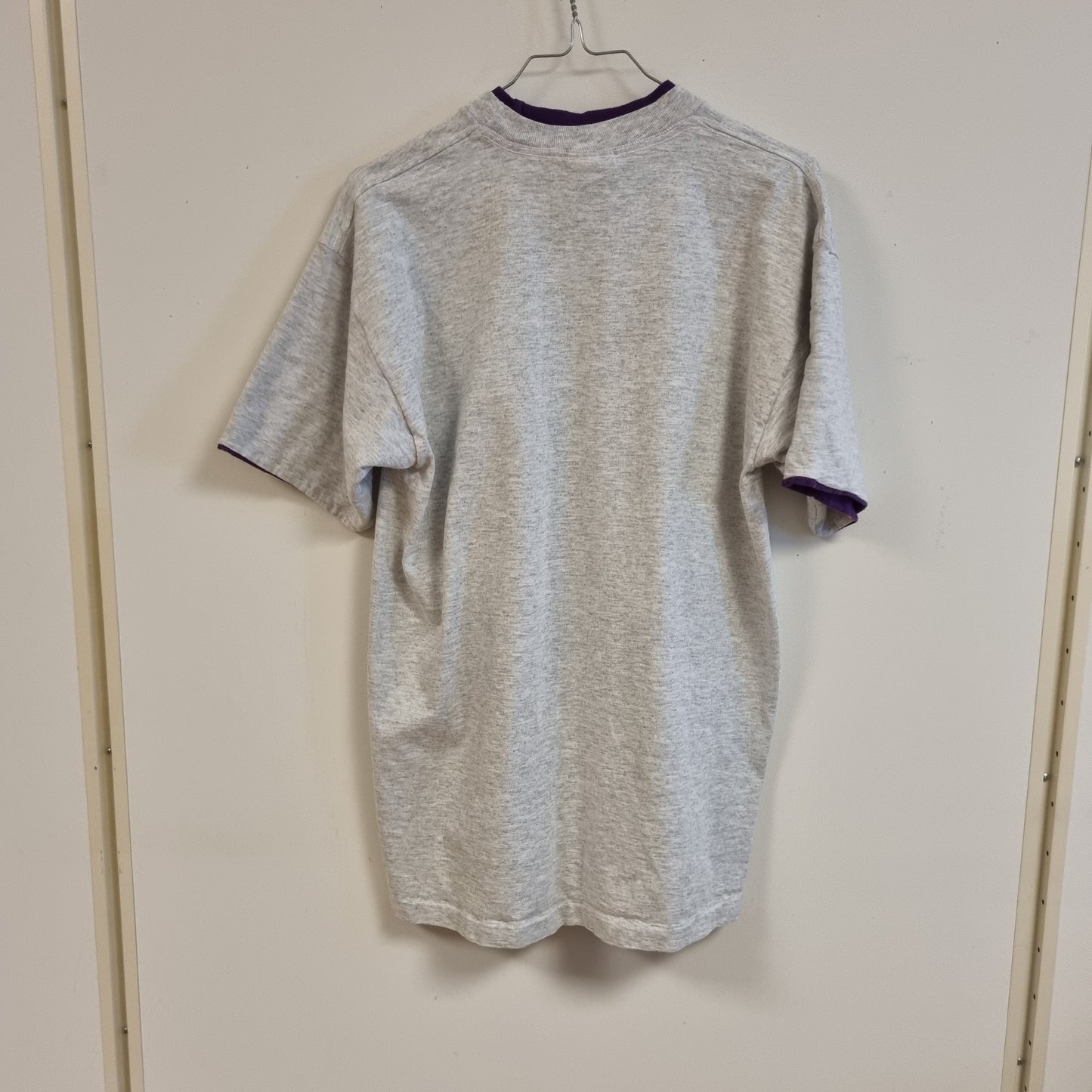 Vintage 90-talls Smithsonian T-skjorte / 100 % bomull – L