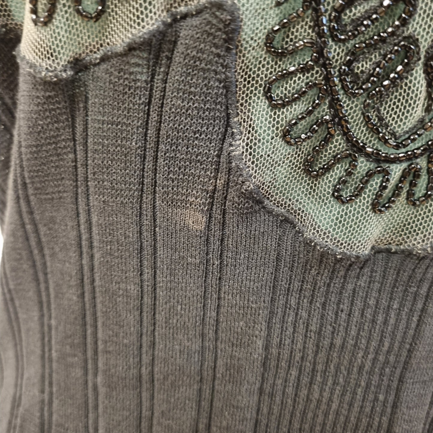 Vintage Blumarine topp med perlebroderi / 100 % bomull – S/M