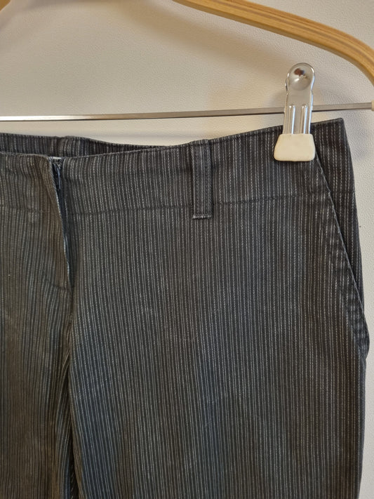 NY! Y2K Onyx pinstripebukse med sleng – 40