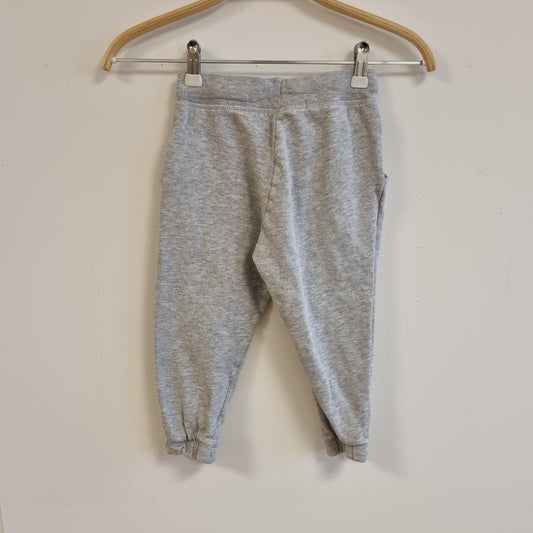 Lager 157 grå joggebukse – 110