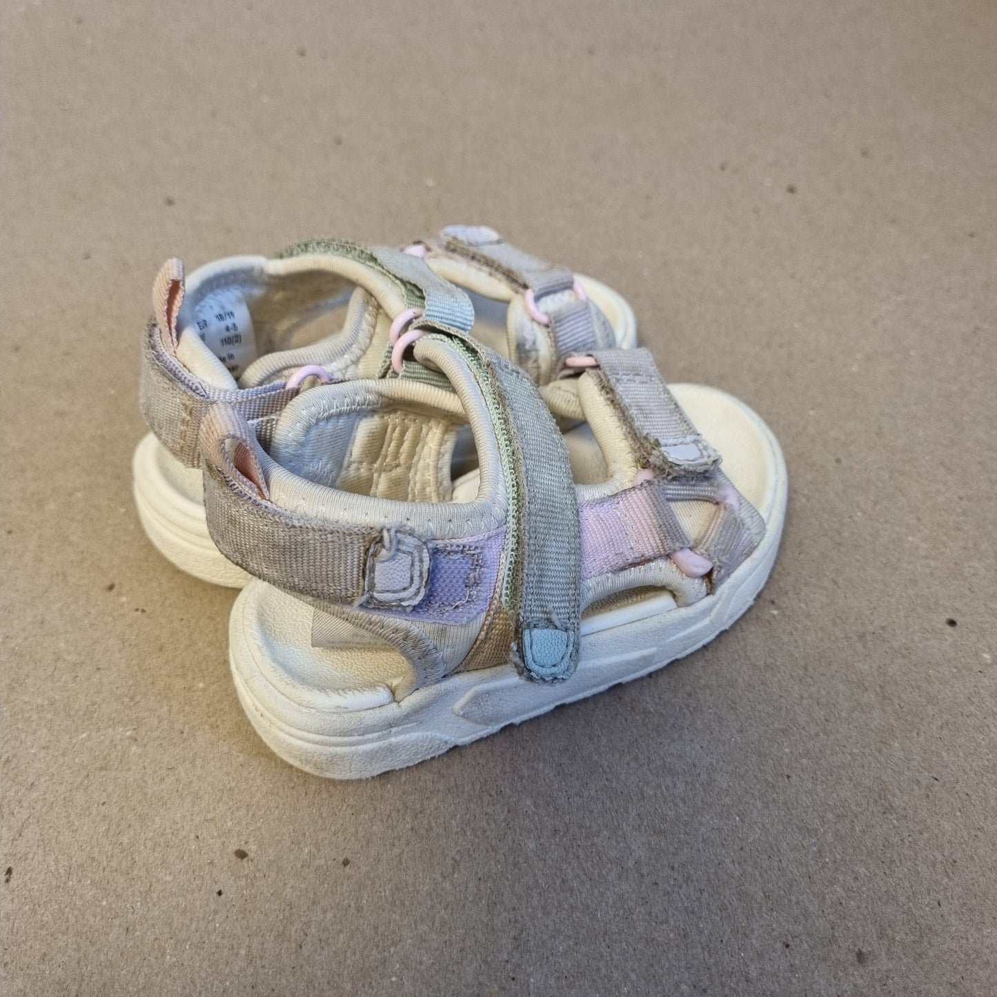 Sandaler - 18/19