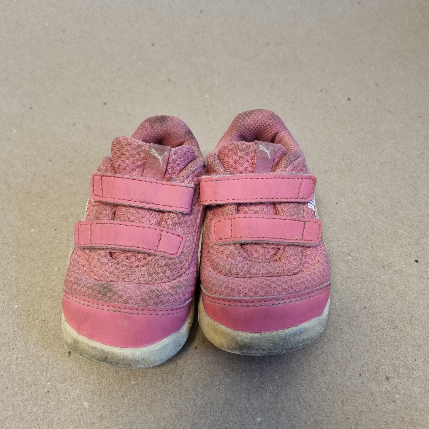 Rosa Puma sneakers – 21